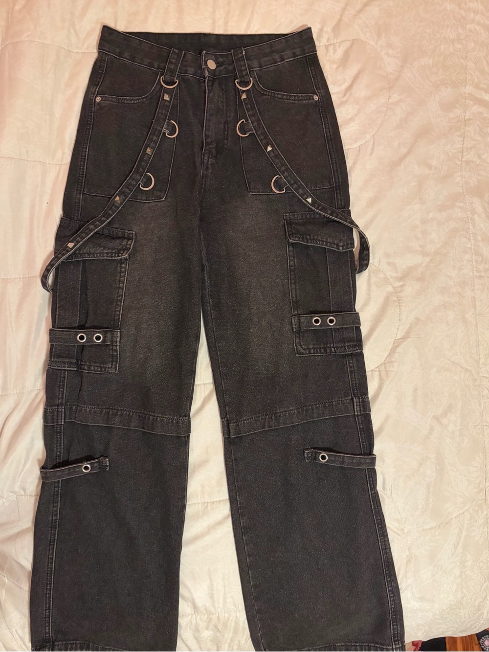 ROMWE Black Wide-Leg Cargo Jeans